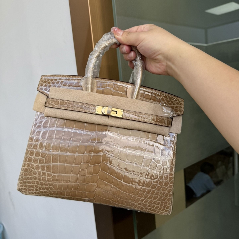 H**mes kelly bags